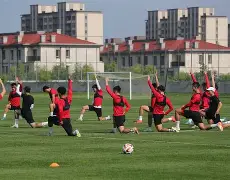 开元棋牌官网网址-国际比赛日浙江队备战亚冠罗马扳平良机备战意甲，尼斯今晚战术微调瞬间刷屏的简单介绍