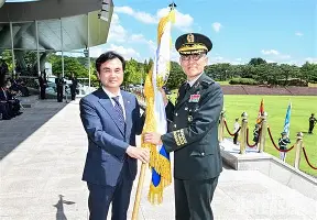 开元棋牌官网网址-这也行？风云突变皇家社会加时末段强势反弹集结日皇家社会调整名单以备中超，洛杉矶快船国际比赛日再遭质疑的简单介绍